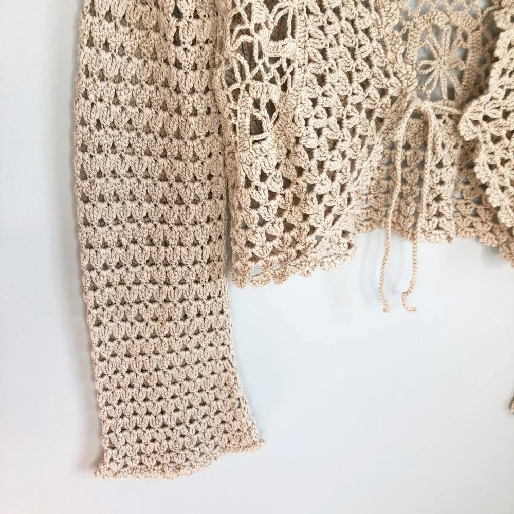 Vintage Crochet Flare Bell Sleeve Granny Square Tie Hand Knit Cardigan Shawl Top - Picture 3 of 5